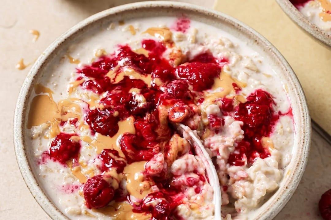 Organic Raspberry and Peanut Butter Porridge – PACK'D