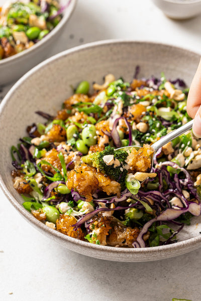 Crispy rice salad with broccoli
